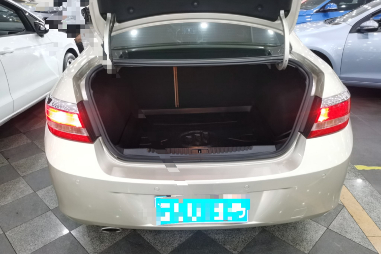 别克 英朗 2013款 GT 1.6T 自动时尚运动版局部细节23