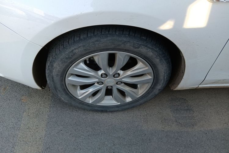 别克 英朗 2019款 15T 双离合互联精英型 国VI车身外观6007