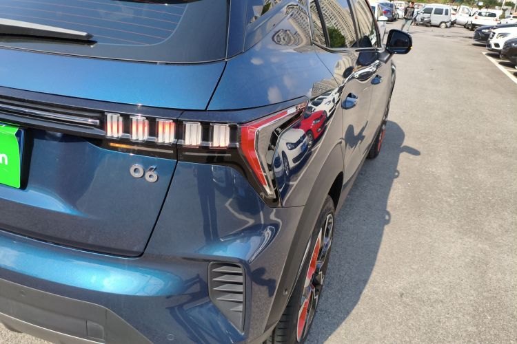 领克06 2023款 Remix 1.5T 耀Halo车身外观9