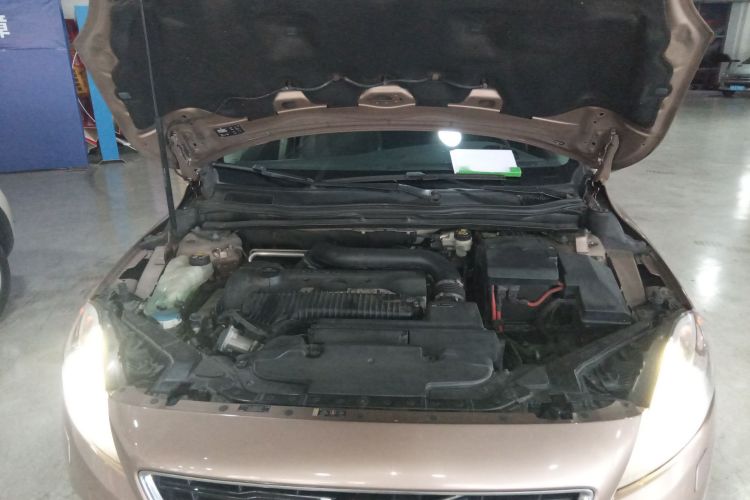 沃尔沃V40 2013款 2.0T 智雅版局部细节24