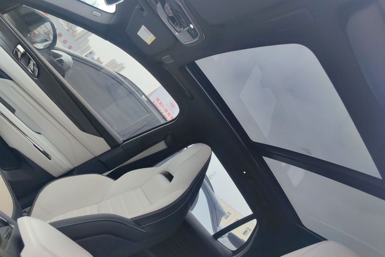 领克01 2023款 1.5TD EM-F 晨曦中控内饰22