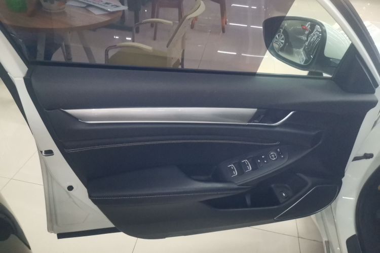 本田 英仕派 2019款 260TURBO 精致版 国VI中控内饰47