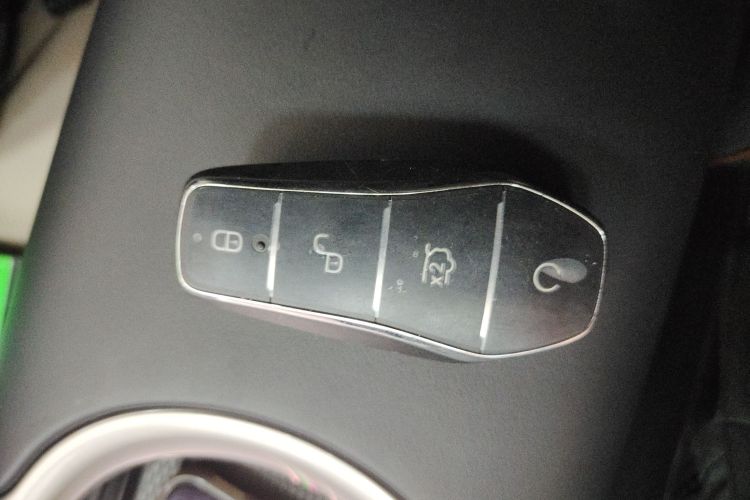 比亚迪 海豚 2025款 420km 时尚版中控内饰11