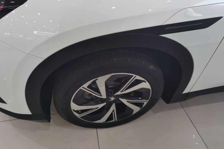 ARCFOX极狐 极狐 阿尔法T5(ARCFOX αT5) 2024款 520 PRO车身外观6007