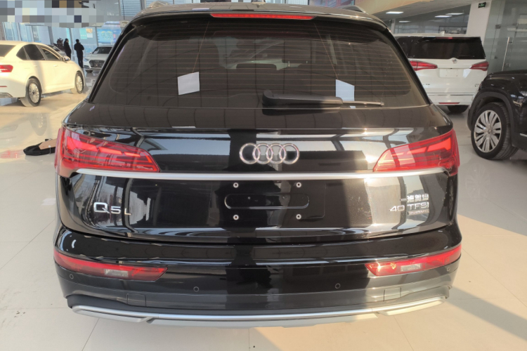 奥迪Q5L 2023款 40T 豪华致雅型车身外观6004