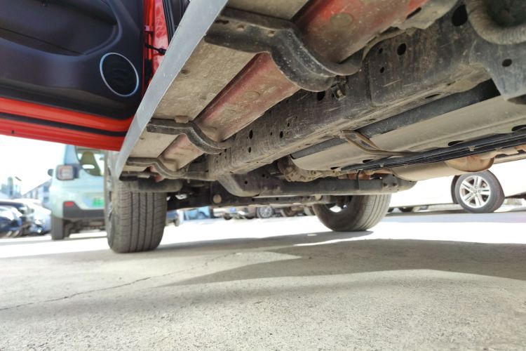 坦克300 2024款 2.0T 挑战者局部细节9002