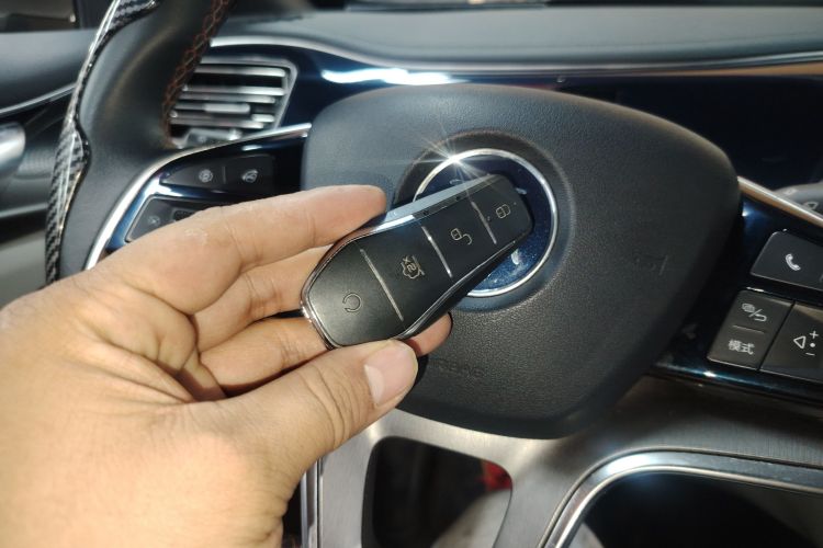 比亚迪 秦PLUS 2021款 EV 500KM 尊贵型中控内饰11