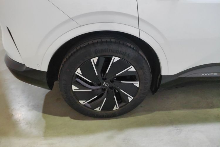 阿维塔07 2024款 Pro+纯电版车身外观6008