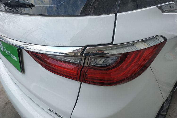 比亚迪 宋MAX 2019款 1.5T 自动智联睿进型 6座 国VI车身外观9