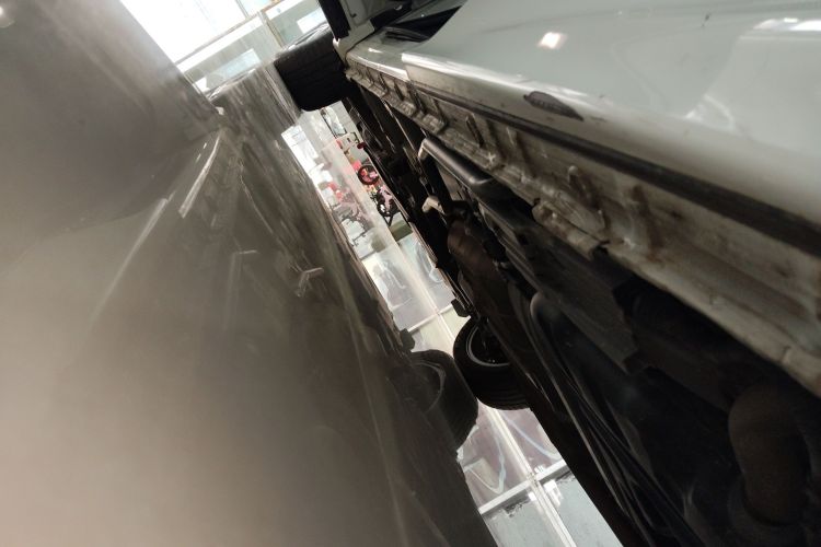 本田 艾力绅 2019款 2.0L 混动豪华版局部细节9002