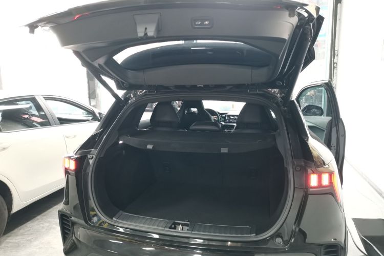 领克06 2020款 1.5T 劲Pro机舱底盘23