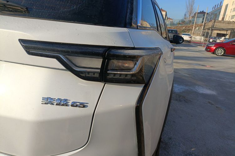 东风风神 奕炫GS 2023款 马赫版 1.5L 自动创富版车身外观9