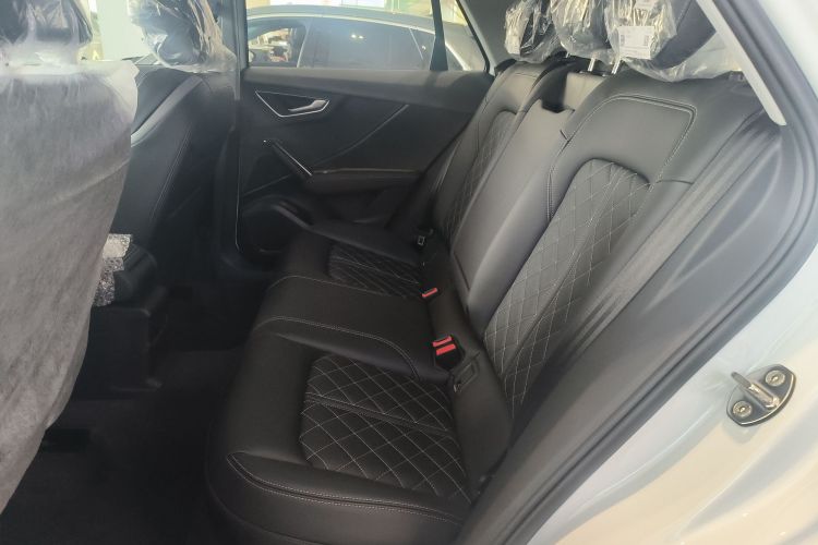 奥迪Q2L 2025款 35TFSI 时尚动感型中控内饰21