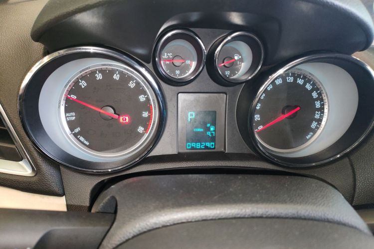 别克 昂科拉 2015款 1.4T 自动两驱都市精英型中控内饰14