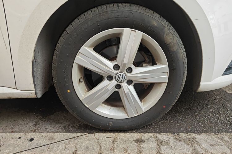 大众 朗逸 2018款 经典 1.5L 自动风尚版 国VI车身外观10