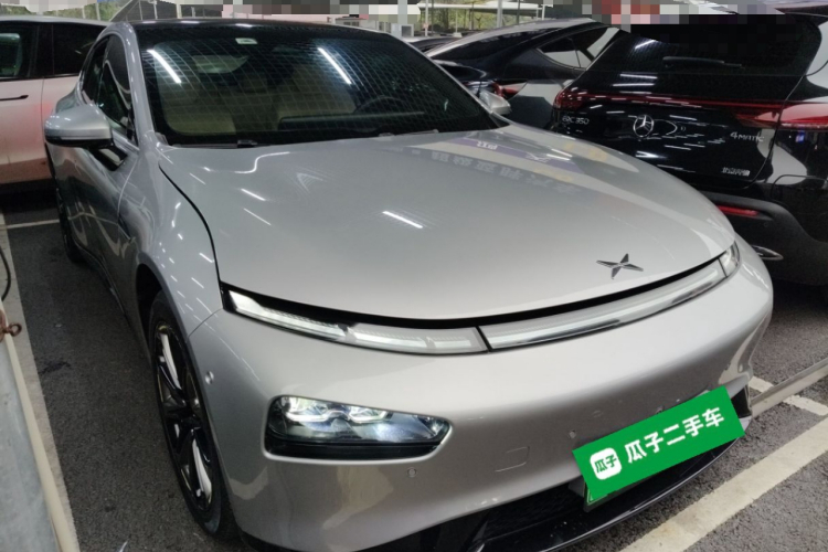 小鹏P7 2022款 670N+车身外观6002