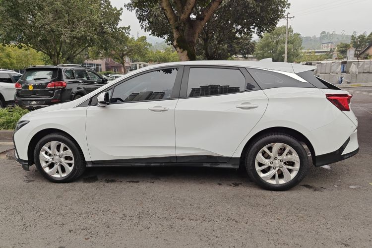 别克 微蓝6 2023款 改款 430km 出行版车身外观4