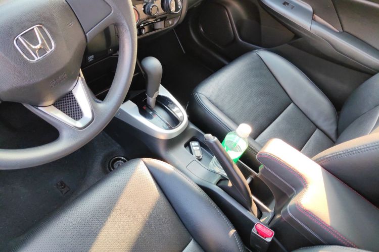 本田 飞度 2018款 1.5L CVT舒适天窗版中控内饰18