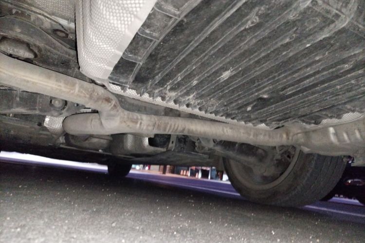 奔驰C级 2015款 C 200 L 4MATIC 运动版局部细节9009