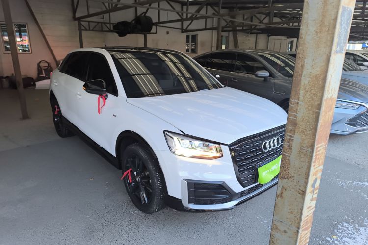 奥迪Q2L 2020款 35 TFSI 进取动感型车身外观3