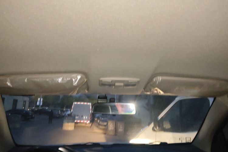 五十铃 瑞迈 2022款 2.8T经典柴油四驱舒适型标轴版JE493ZLQ6E局部细节22