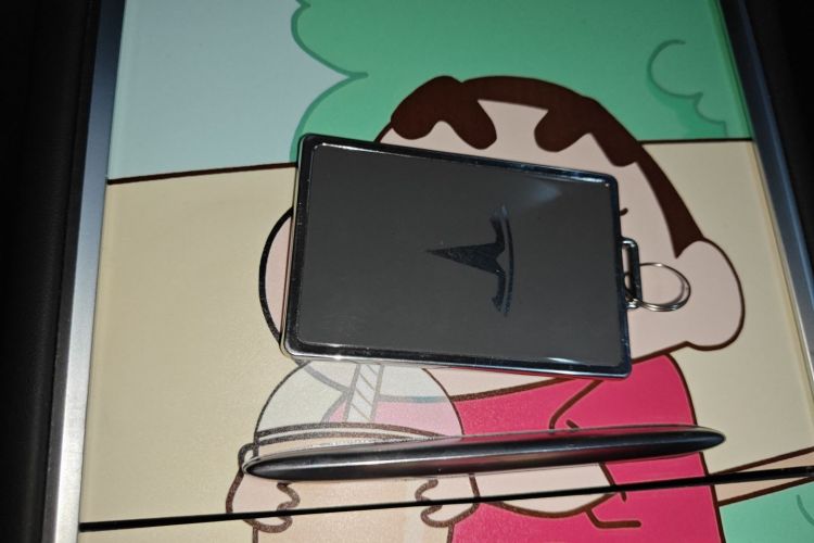 特斯拉 Model Y 2022款 后轮驱动版中控内饰7001