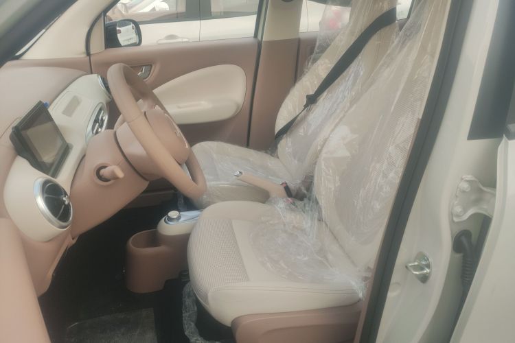 五菱汽车 宏光MINIEV 2025款 四门版 进阶款中控内饰19