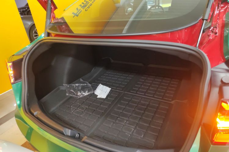 特斯拉 Model 3 2021款 标准续航后驱升级版机舱底盘23