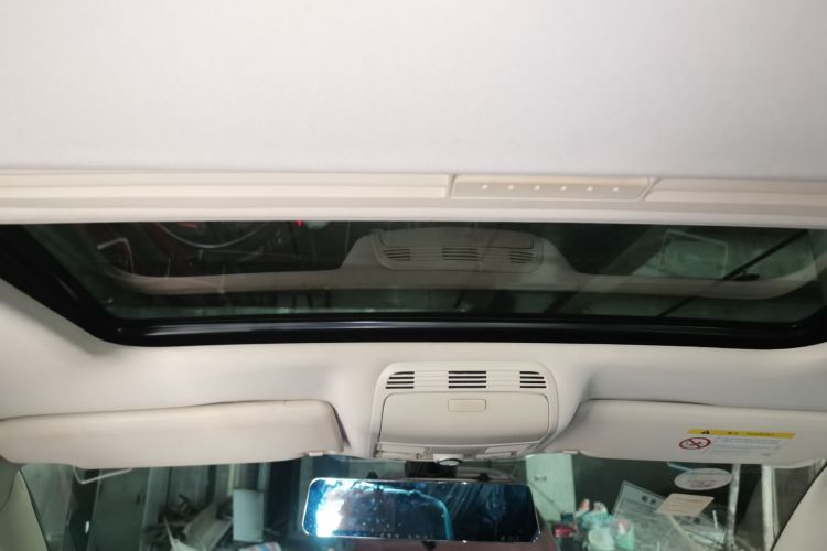 大众 迈腾 2015款 1.8TSI 尊贵型局部细节22