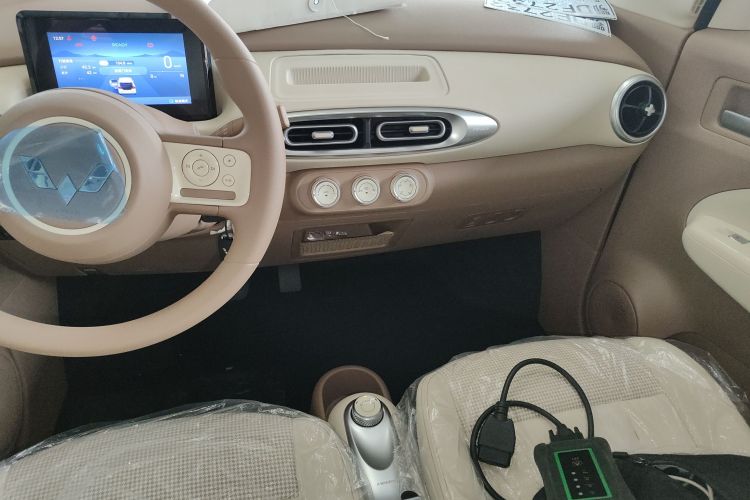 五菱汽车 宏光MINIEV 2025款 四门版 进阶款中控内饰16