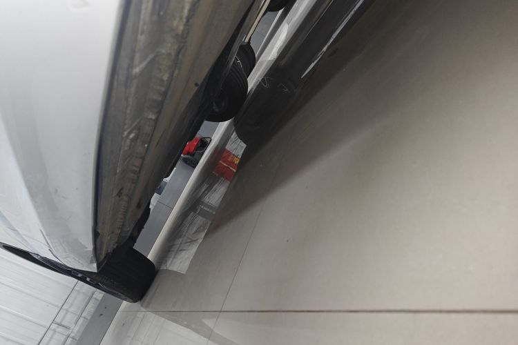 大众 途观L 2025款 出众款 330TSI 自动两驱R-Line龙耀版局部细节9001