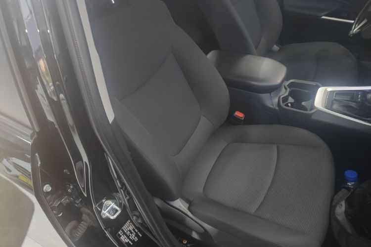 丰田 RAV4荣放 2024款 2.0L CVT两驱都市版局部细节41