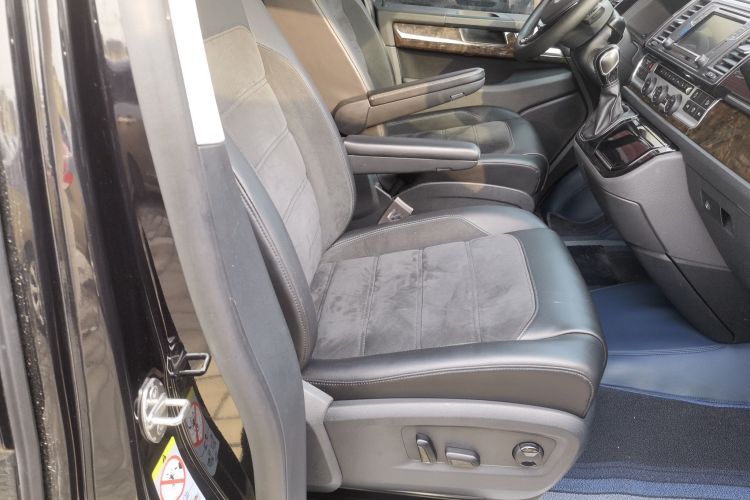 大众 迈特威 2017款 2.0TSI 四驱尊享版 7座局部细节41