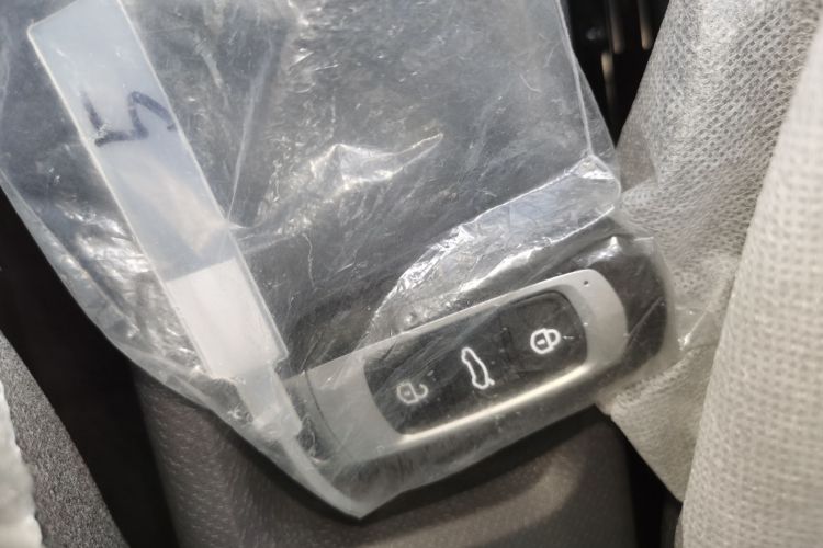 吉利银河 熊猫 2025款 210km 元气熊中控内饰11