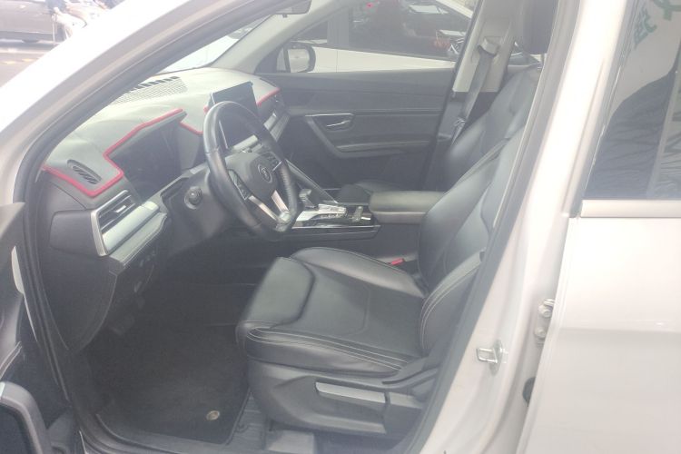 比亚迪 宋Pro 2019款 1.5T 自动精英型中控内饰19