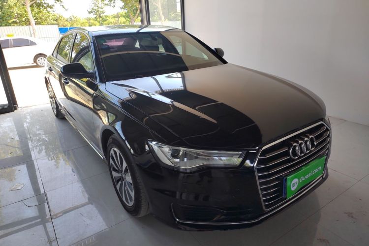 奥迪A6L 2016款 30 FSI 舒适型车身外观3