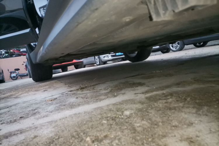 宝马X1 2018款 sDrive18Li 时尚型局部细节9001