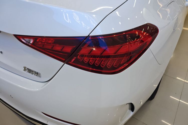 奔驰C级 2023款 改款 C 260 L 运动版车身外观6006