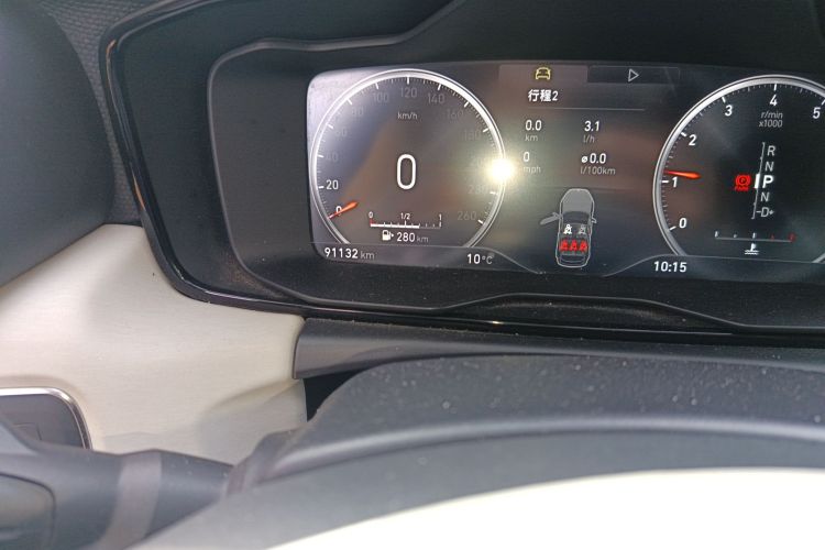 领克02 2018款 1.5T DCT两驱耀Pro版 国V中控内饰15