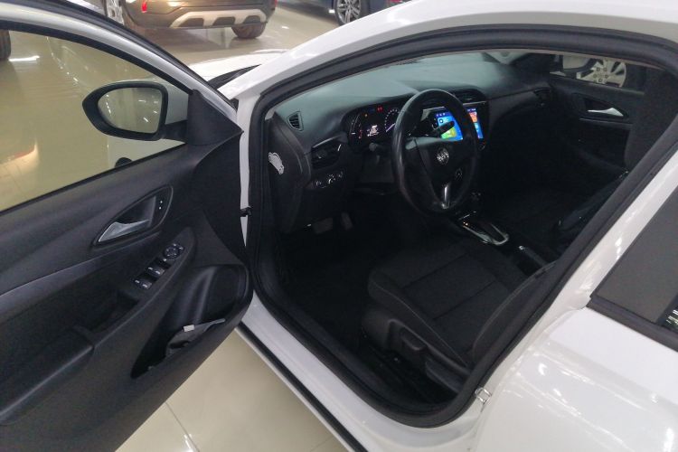 别克 凯越 2018款 15N CVT精英型中控内饰7003