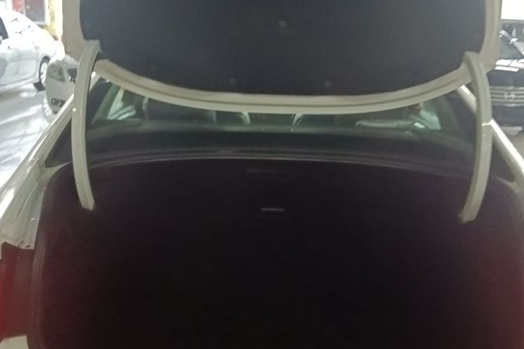 雪铁龙C5 2017款 350THP 自动豪华型机舱底盘23