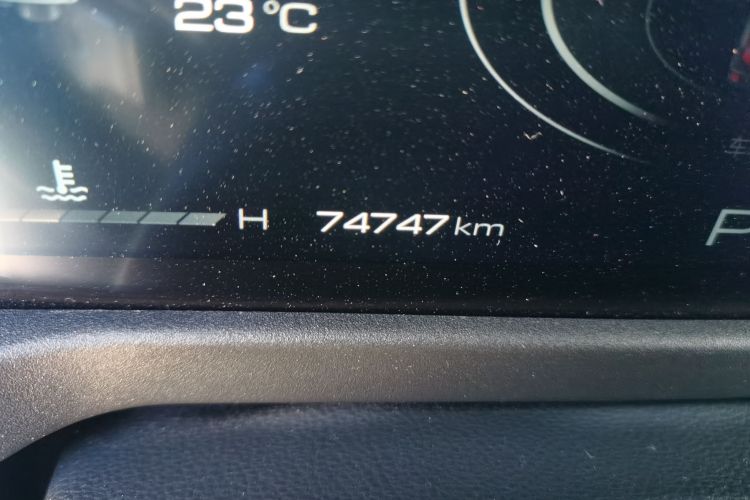 坦克300 2021款 越野版 2.0T 征服者中控内饰15