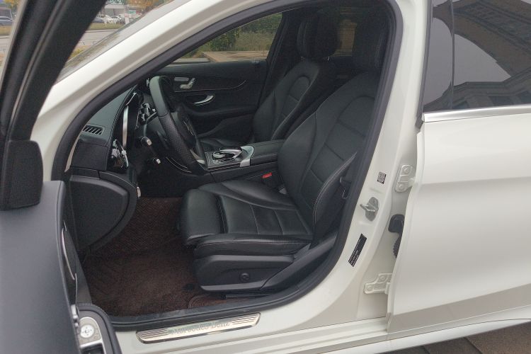 奔驰C级 2015款 改款 C 200 L 运动型局部细节19