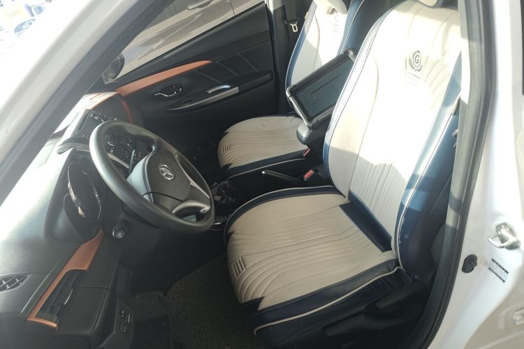 丰田 YARiS L 致炫 2016款 1.5E 自动劲速版中控内饰19