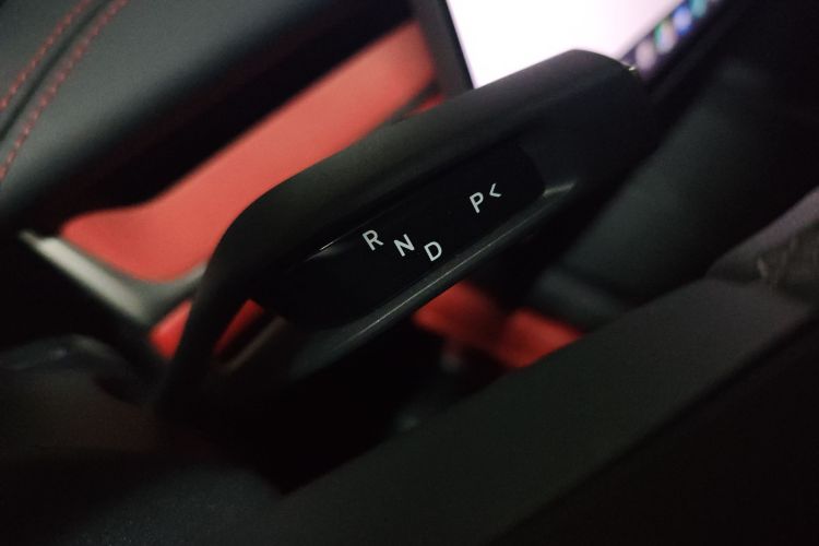 小米汽车 小米SU7 2024款 后驱标准创始版中控内饰18