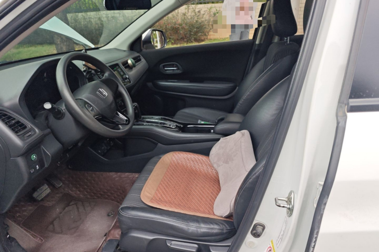 本田 缤智 2015款 1.8L CVT两驱精英型局部细节19