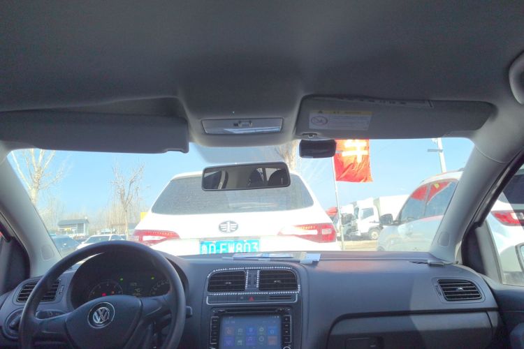 大众 Polo 2014款 1.4L 手动风尚版局部细节22