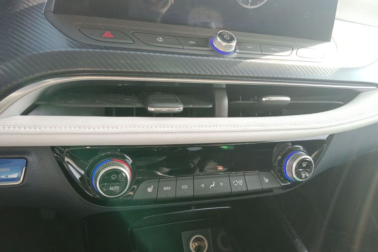 别克 微蓝6 2019款 互联智享型中控内饰16