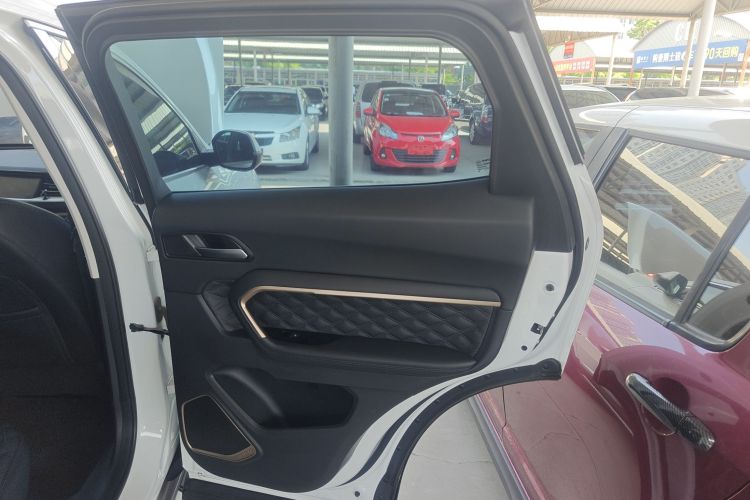 哈弗H6 2020款 1.5GDIT 自动铂金都市版中控内饰45