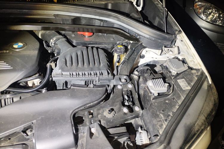 宝马X1 2018款 xDrive20Li 尊享型局部细节9007